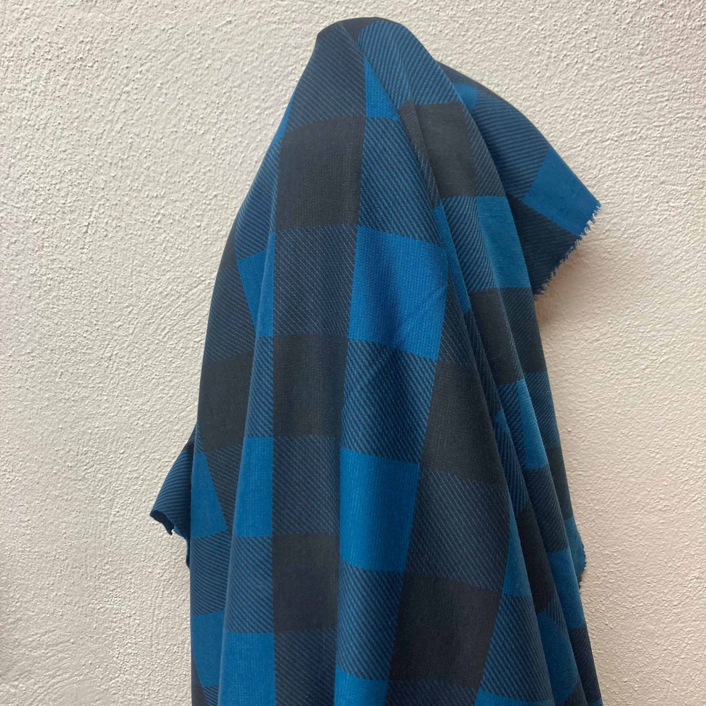 Ponte Roma Fabric - Turquoise and black *