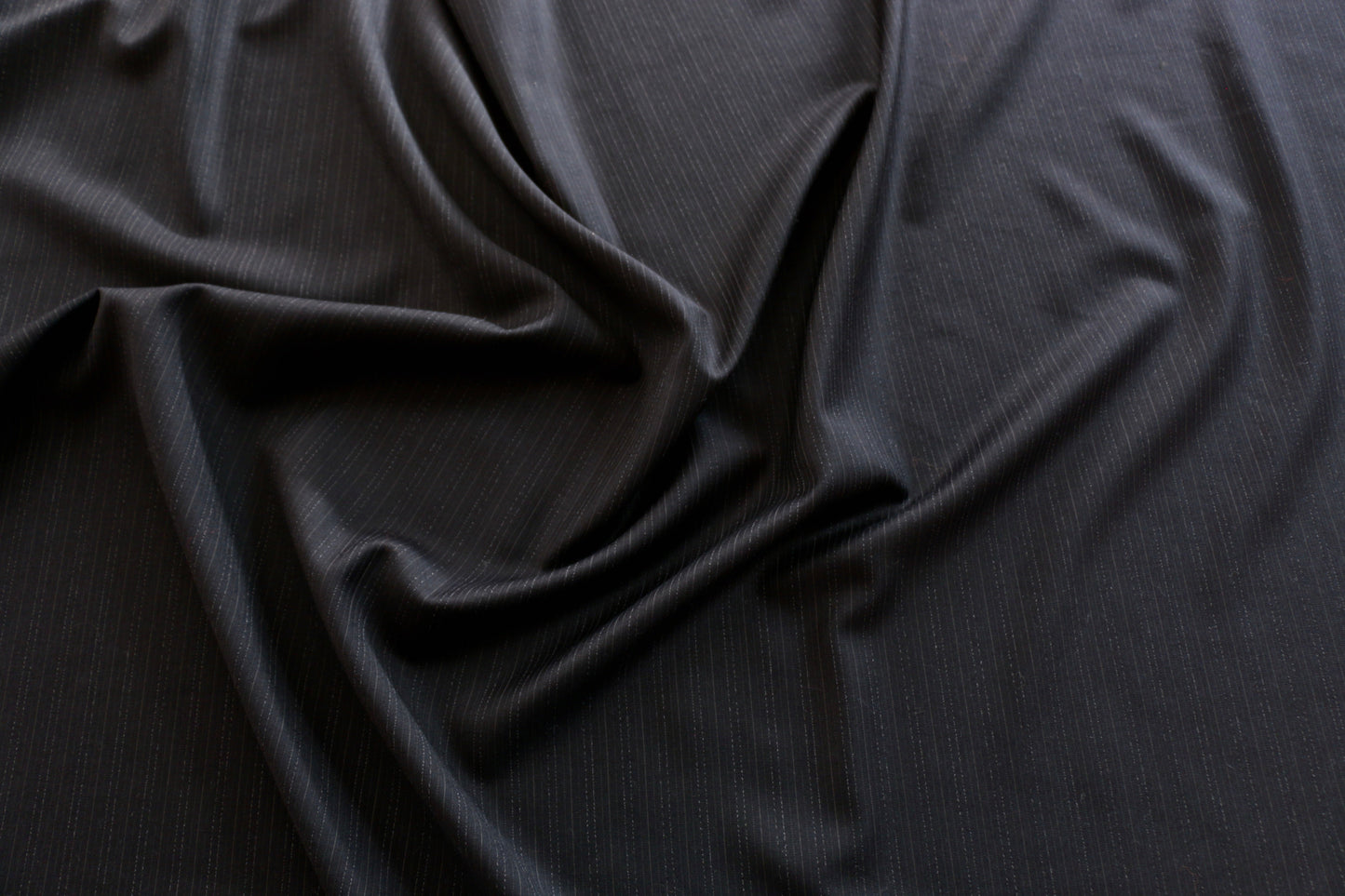 100-wool-suiting-fabric-off-white-stripe-design-on-dark-navy-blue-clothcontrol