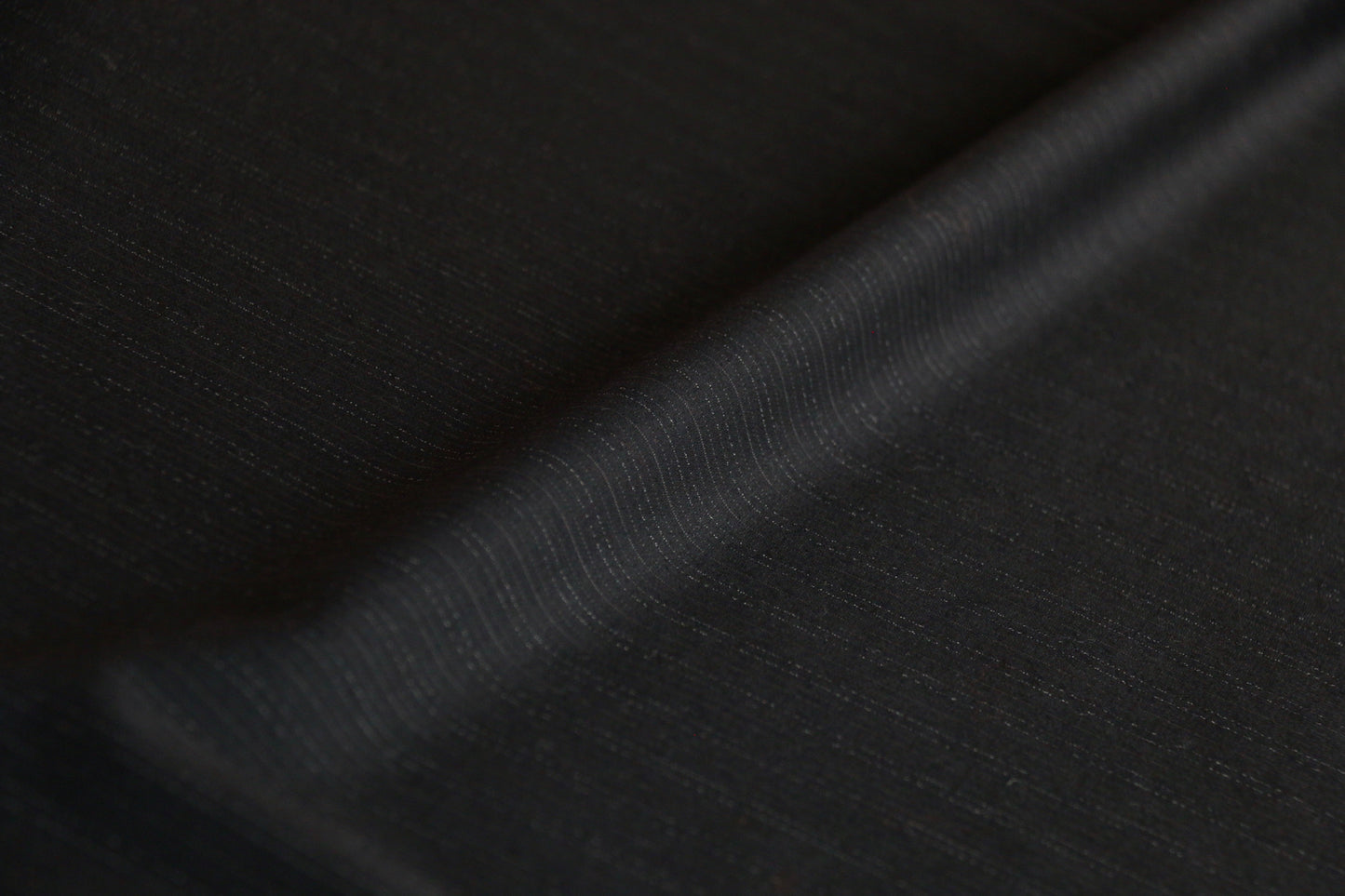 100-wool-suiting-fabric-off-white-stripe-design-on-dark-navy-blue-clothcontrol