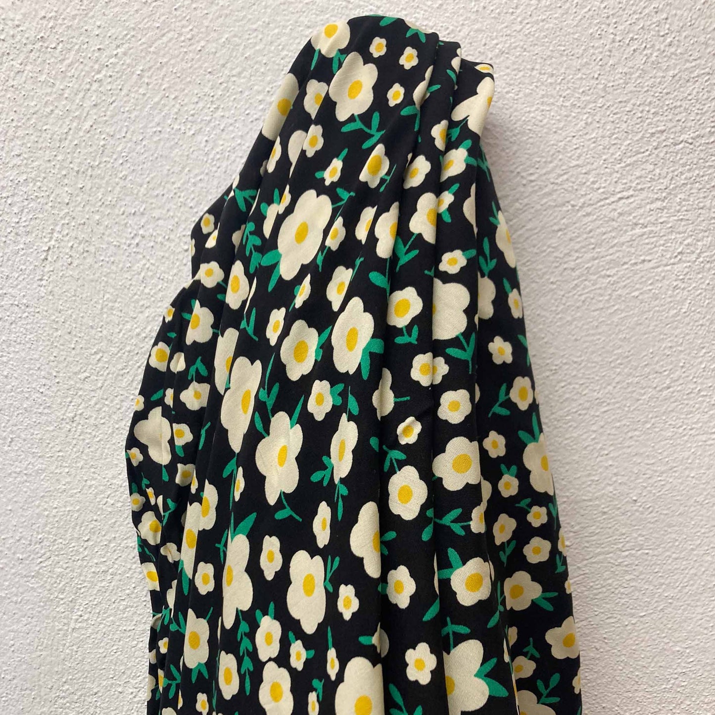 B-stock - Viscose Challis Fabric - Black *
