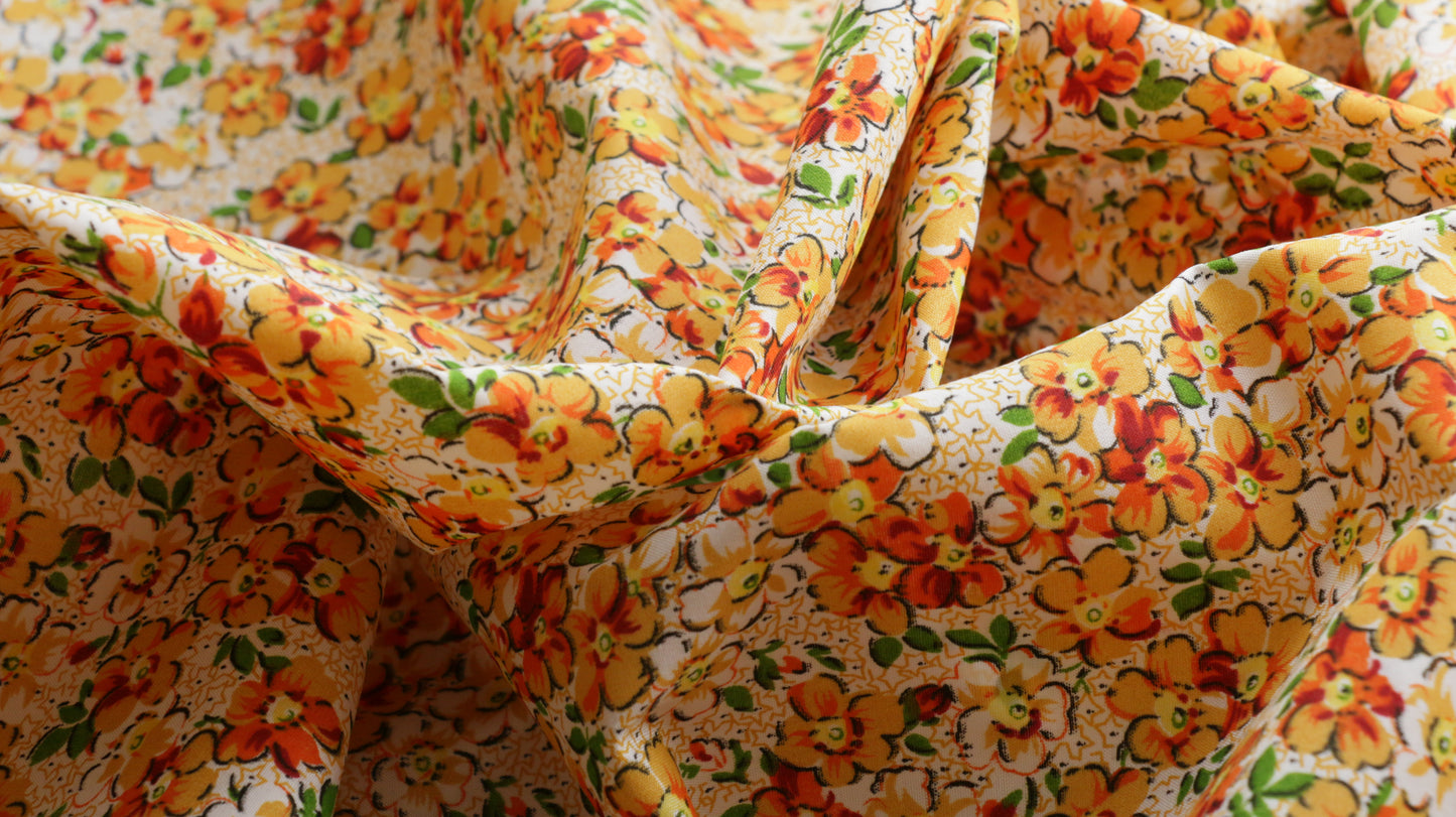 PRINTED POLYCOTTON FABRIC - Delicate floral design