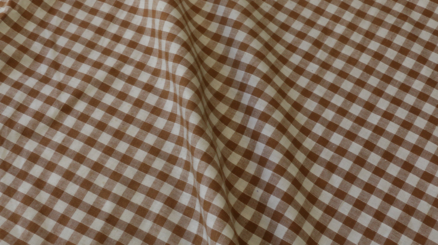 REMNANT 0.60m x 0.86m - 100% COTTON FABRIC - 1/4" Gingham Design