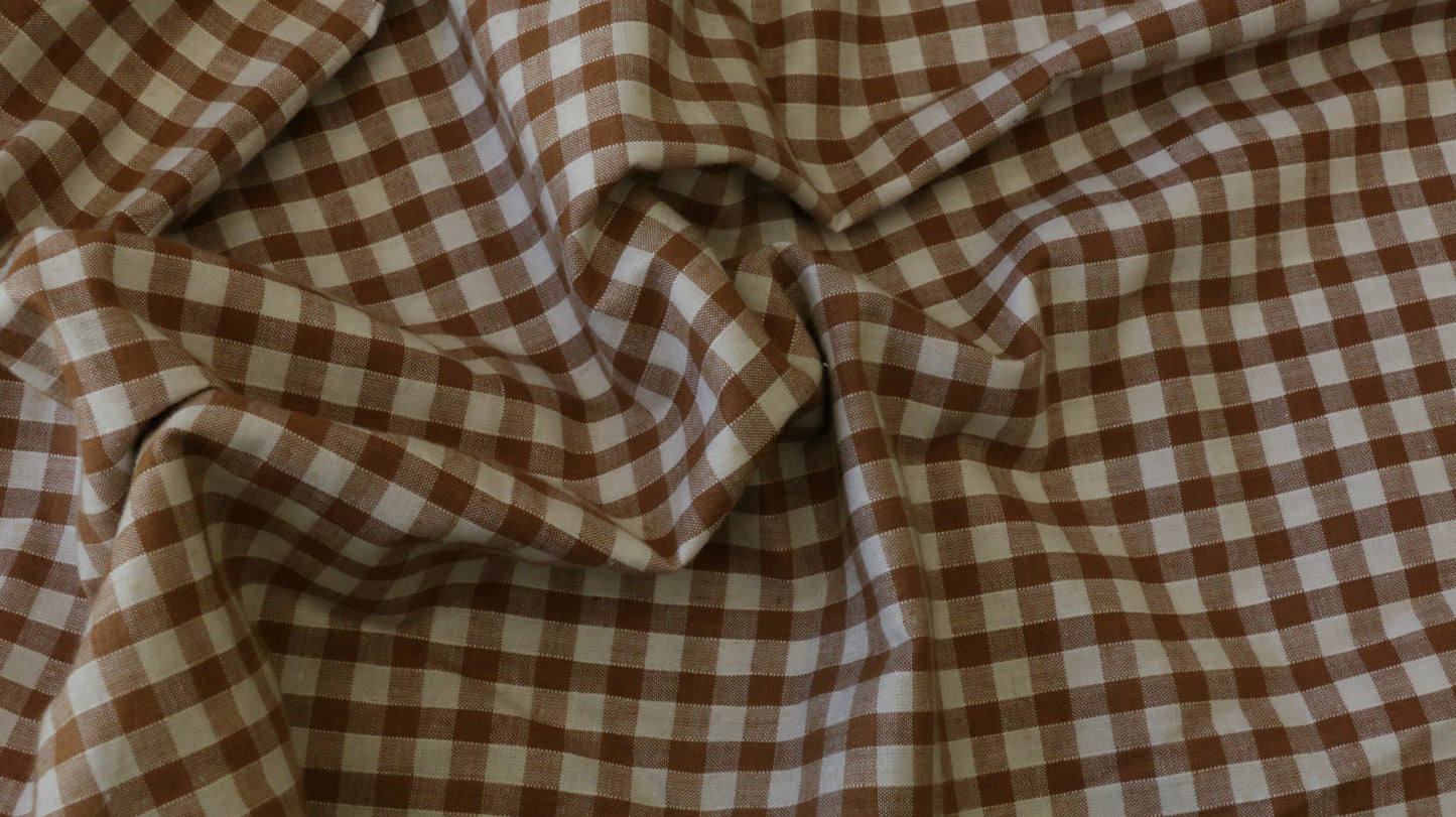 REMNANT 0.60m x 0.86m - 100% COTTON FABRIC - 1/4" Gingham Design