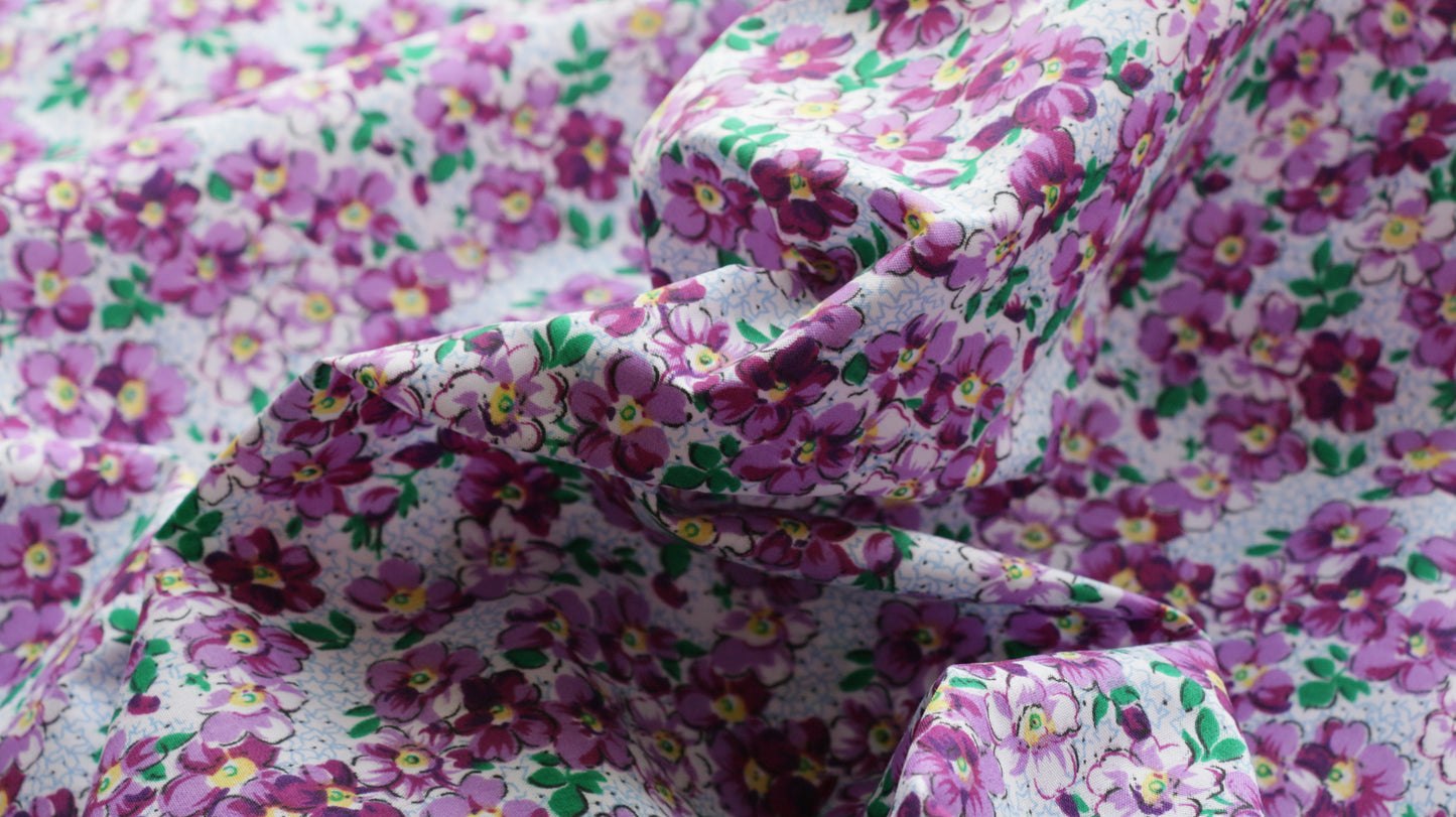 PRINTED POLYCOTTON FABRIC - Delicate floral design