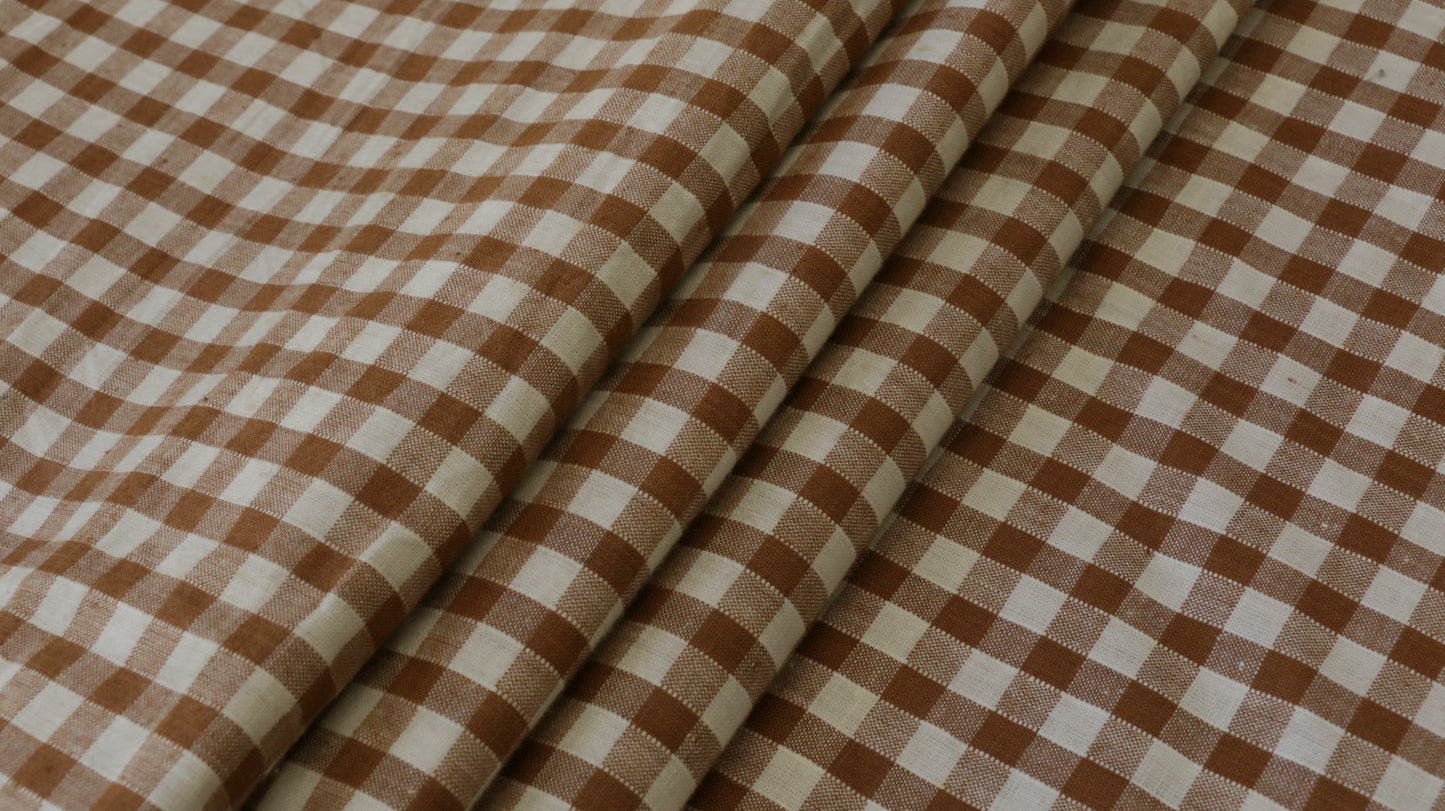 REMNANT 0.60m x 0.86m - 100% COTTON FABRIC - 1/4" Gingham Design