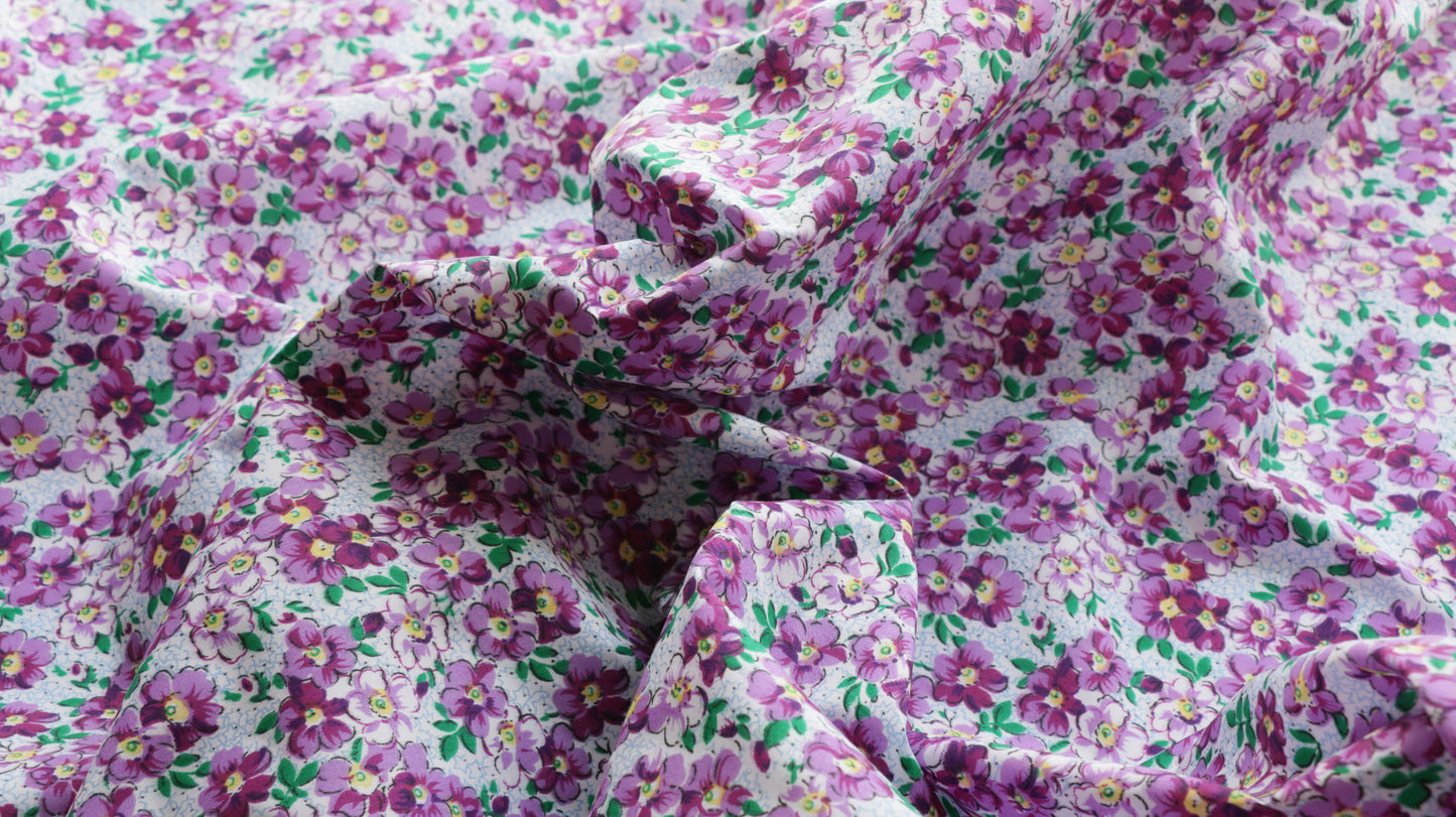 PRINTED POLYCOTTON FABRIC - Delicate floral design