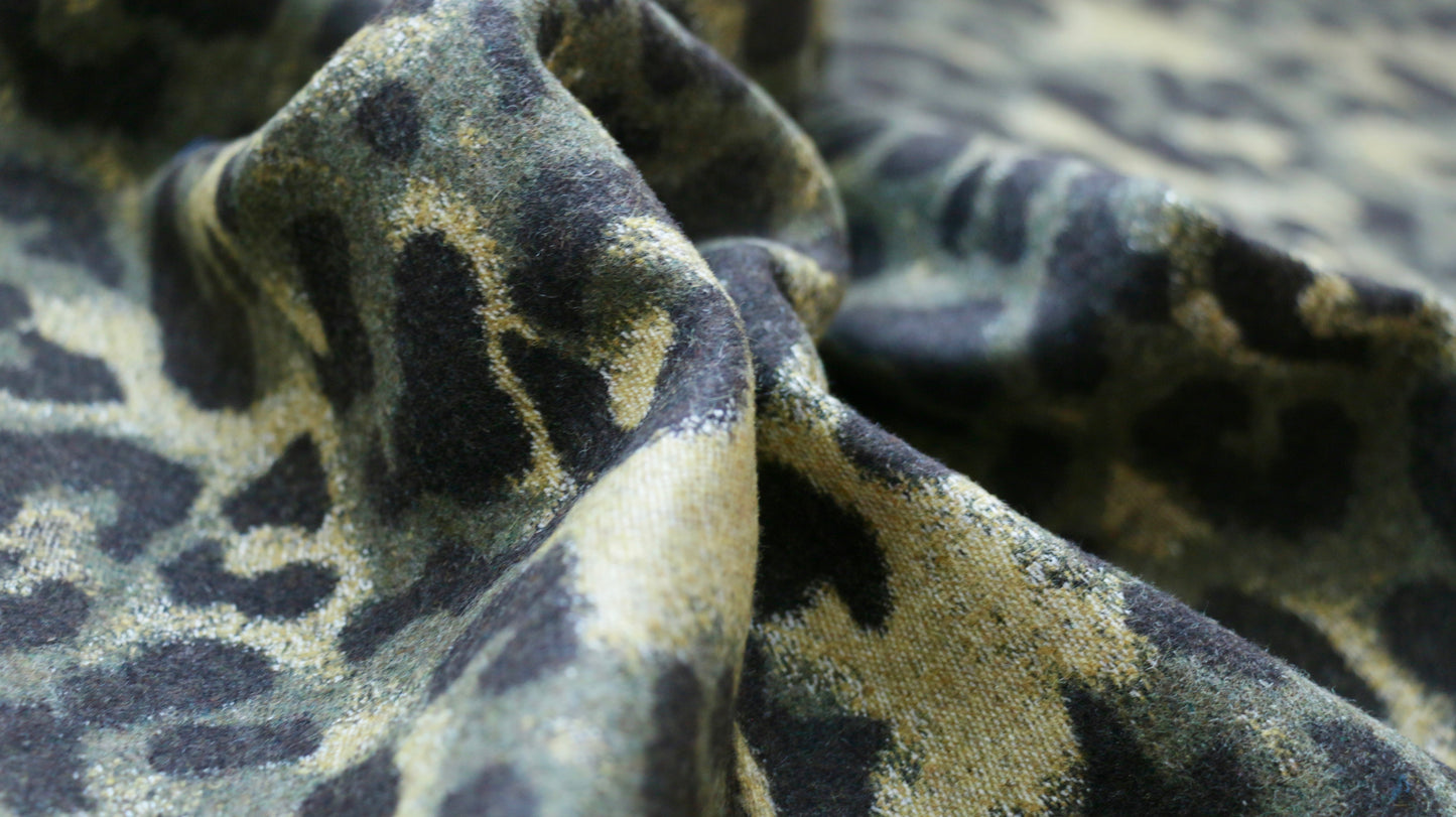 wool-blend-fabric-animal-print-design-clothcontrol