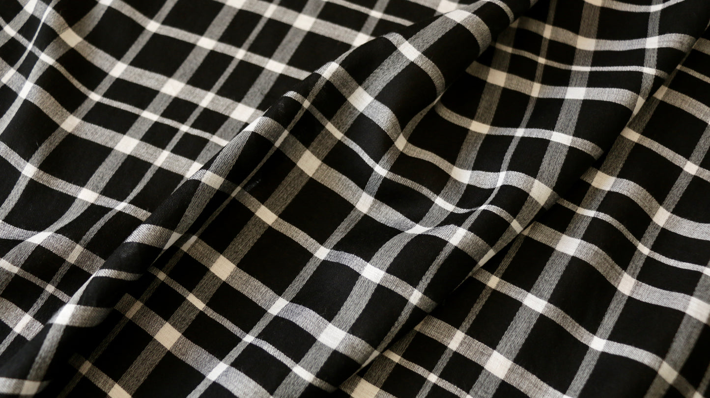 synthetic-lawn-fabric-black-and-white-check-design-clothcontrol