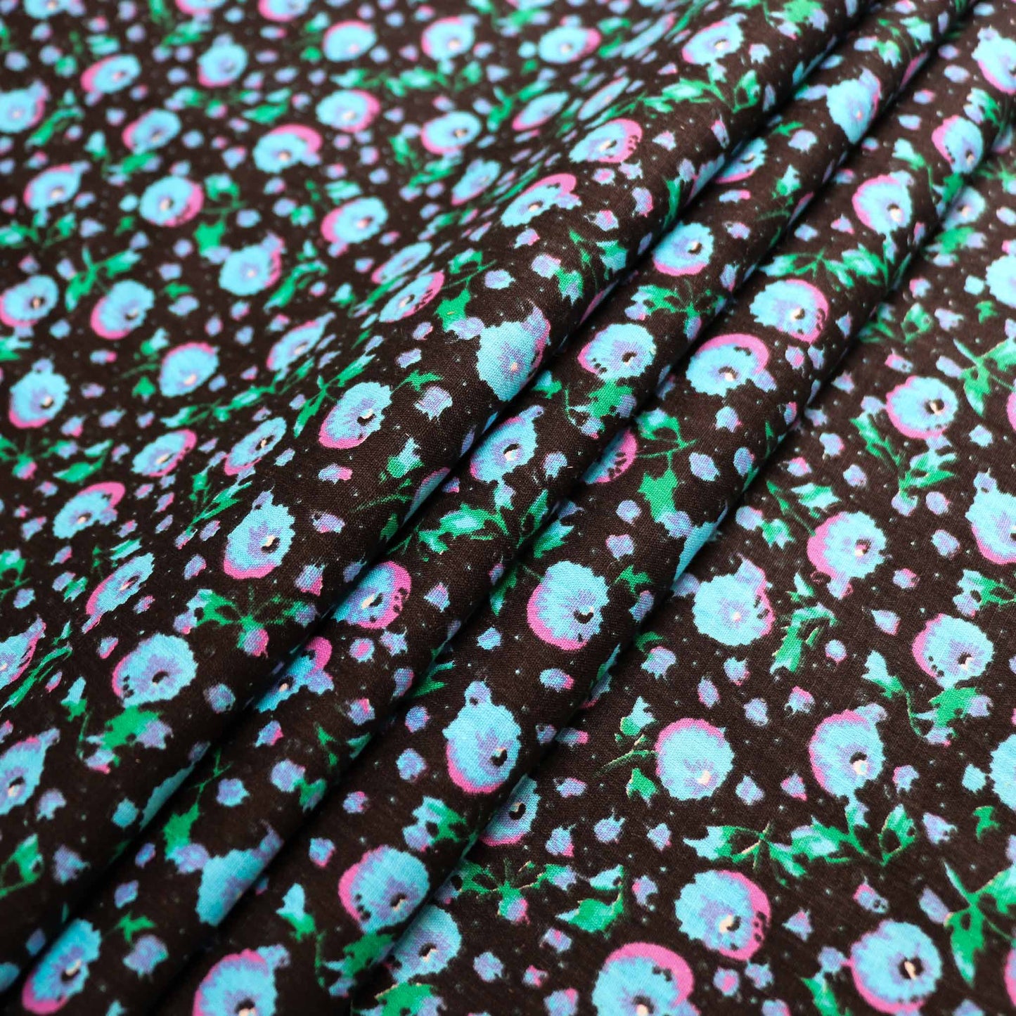 vintage sustainable cotton dressmaking fabric with retro floral pattern