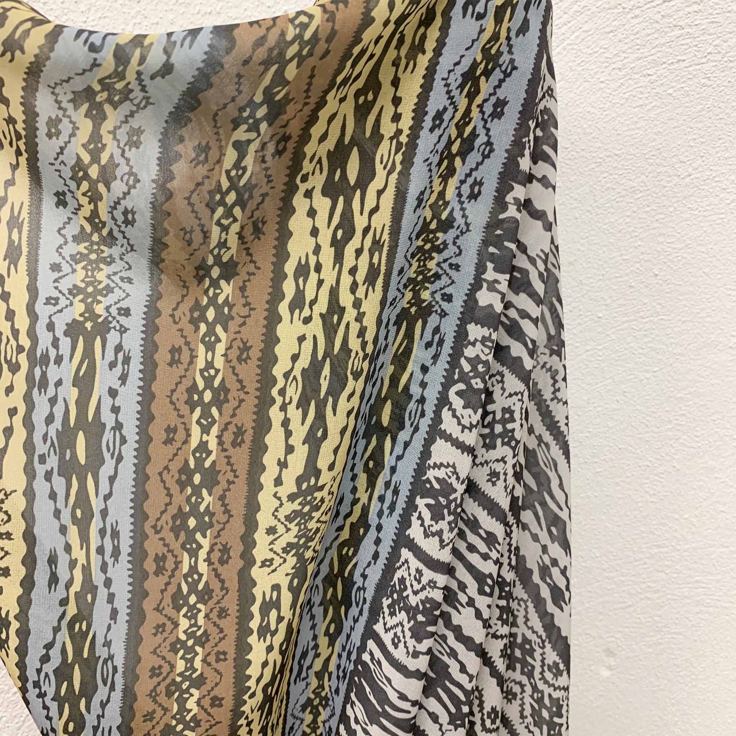 Chiffon Fabric - Abstract stripe