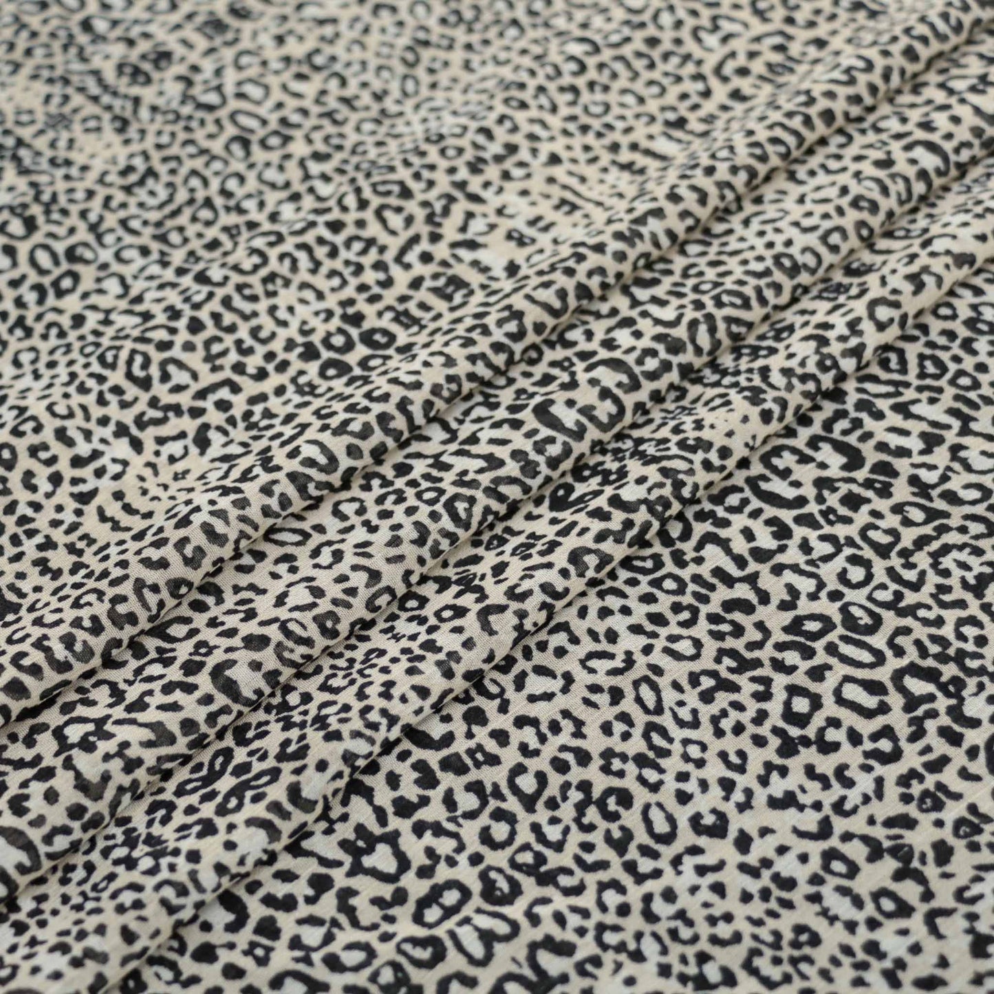 leopard skin animal print synthetic polyester chiffon dressmaking fabric