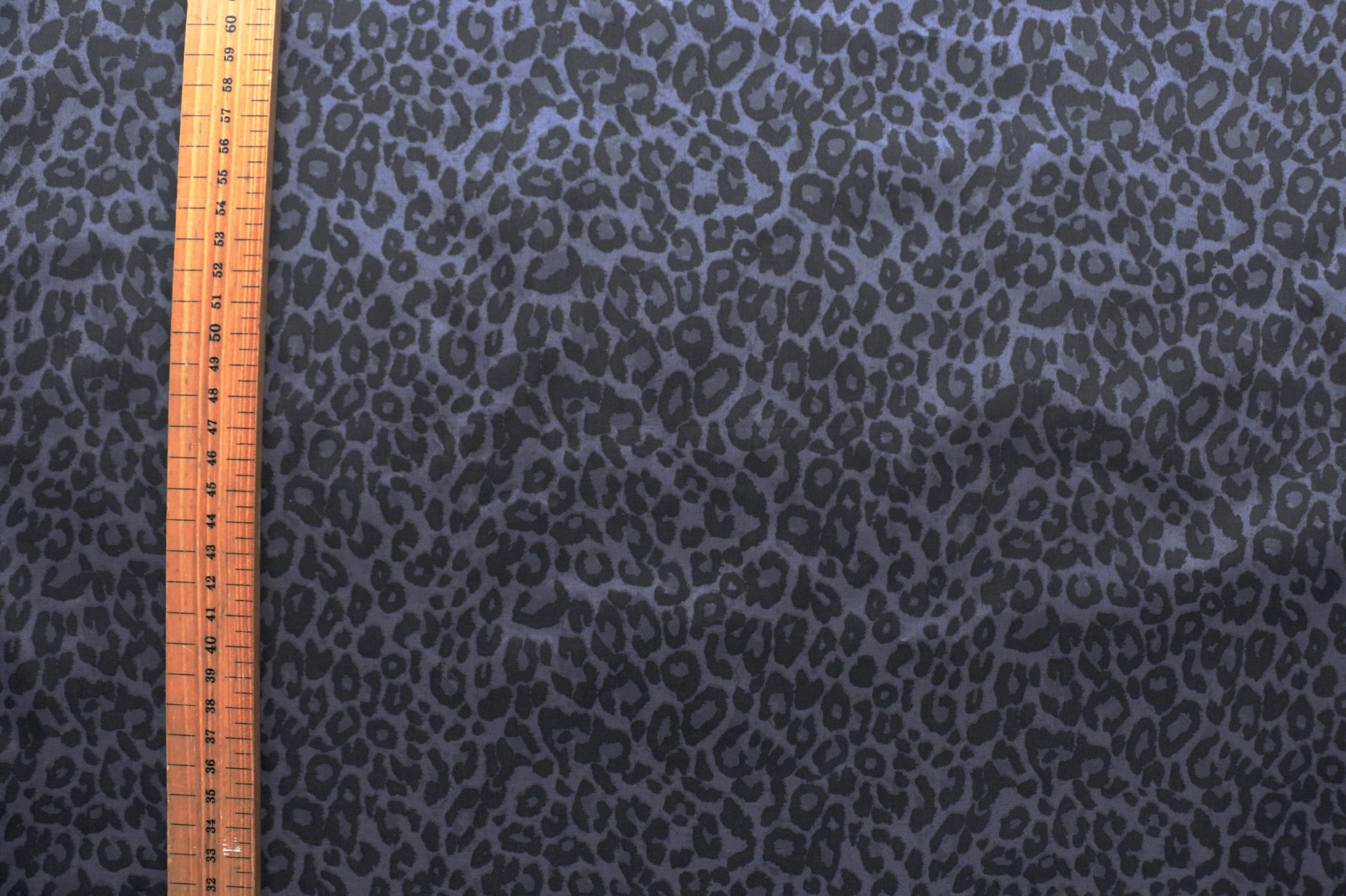 lining-fabric-animal-print-design-light-weight-steel-blue-and-black-clothcontrol