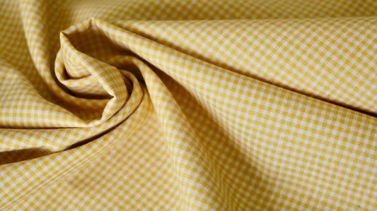 polycotton-fabric-poplin-yellow-and-off-white-gingham-design-clothcontrol