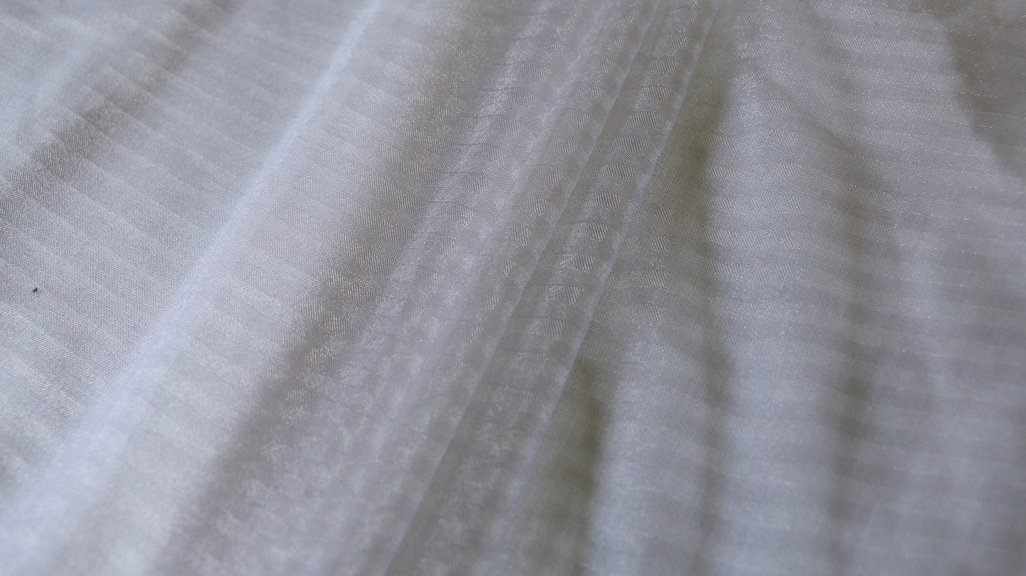 REMNANT 0.85m x 1.50m - STRETCHY CHIFFON FABRIC - White Colour - Light Weight