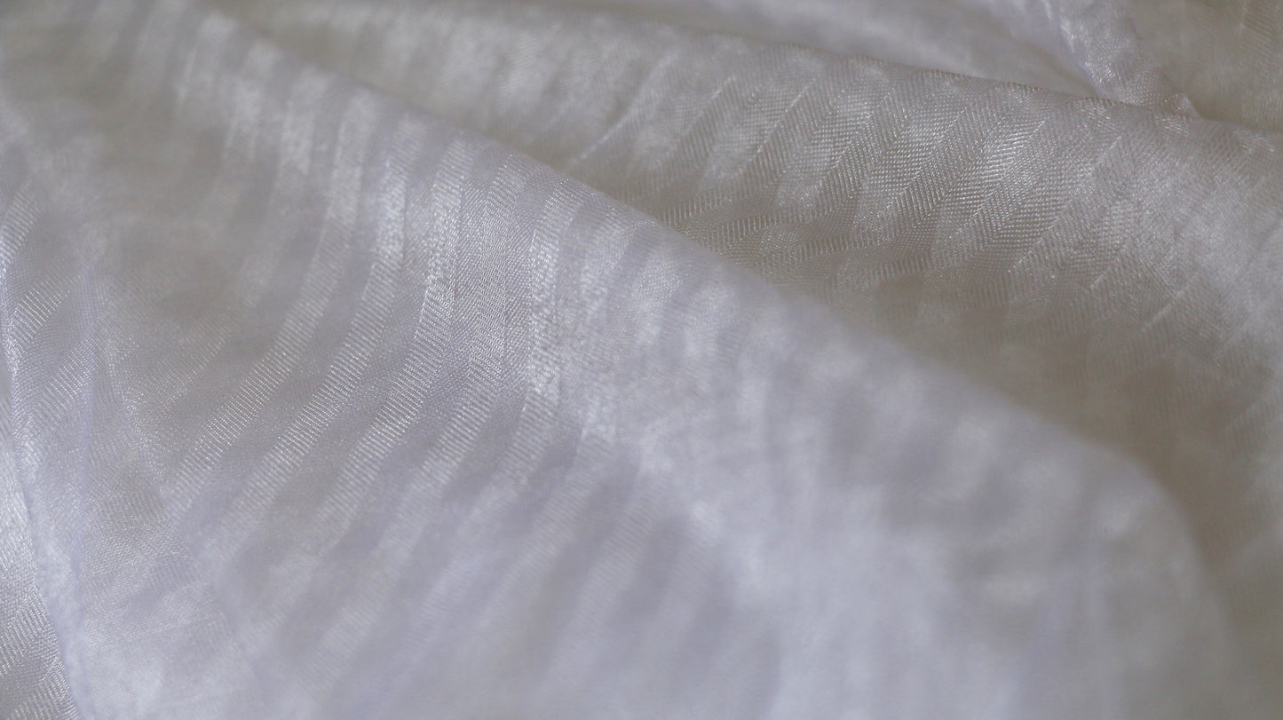 REMNANT 0.85m x 1.50m - STRETCHY CHIFFON FABRIC - White Colour - Light Weight