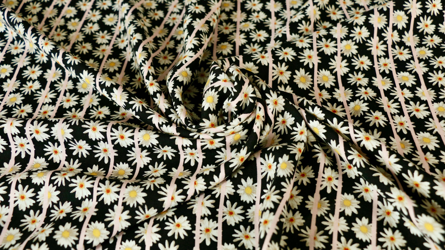 REMNANT 0.50m x 1.50m - VISCOSE CHALLIS FABRIC - Daisy design - Black, off white and pale pink