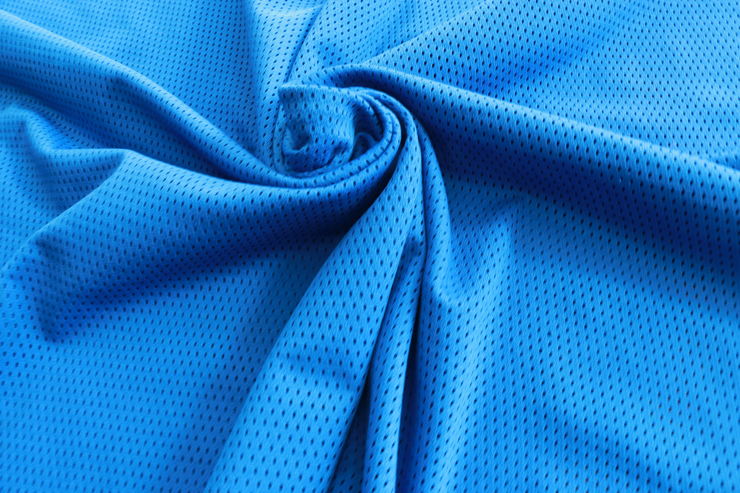 airtex-mesh-red-and-blue-clothcontrol