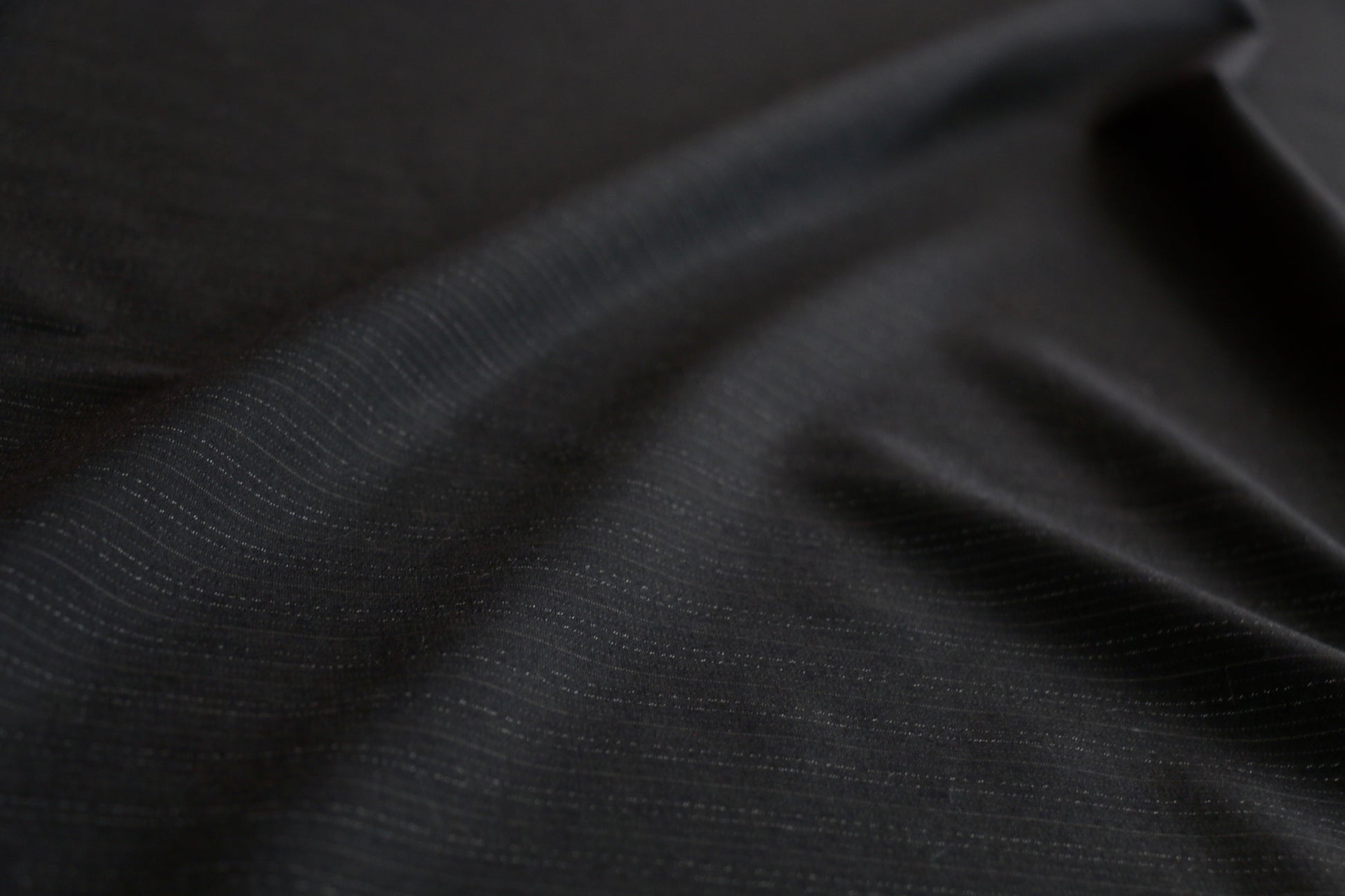 100-wool-suiting-fabric-off-white-stripe-design-on-dark-navy-blue-clothcontrol