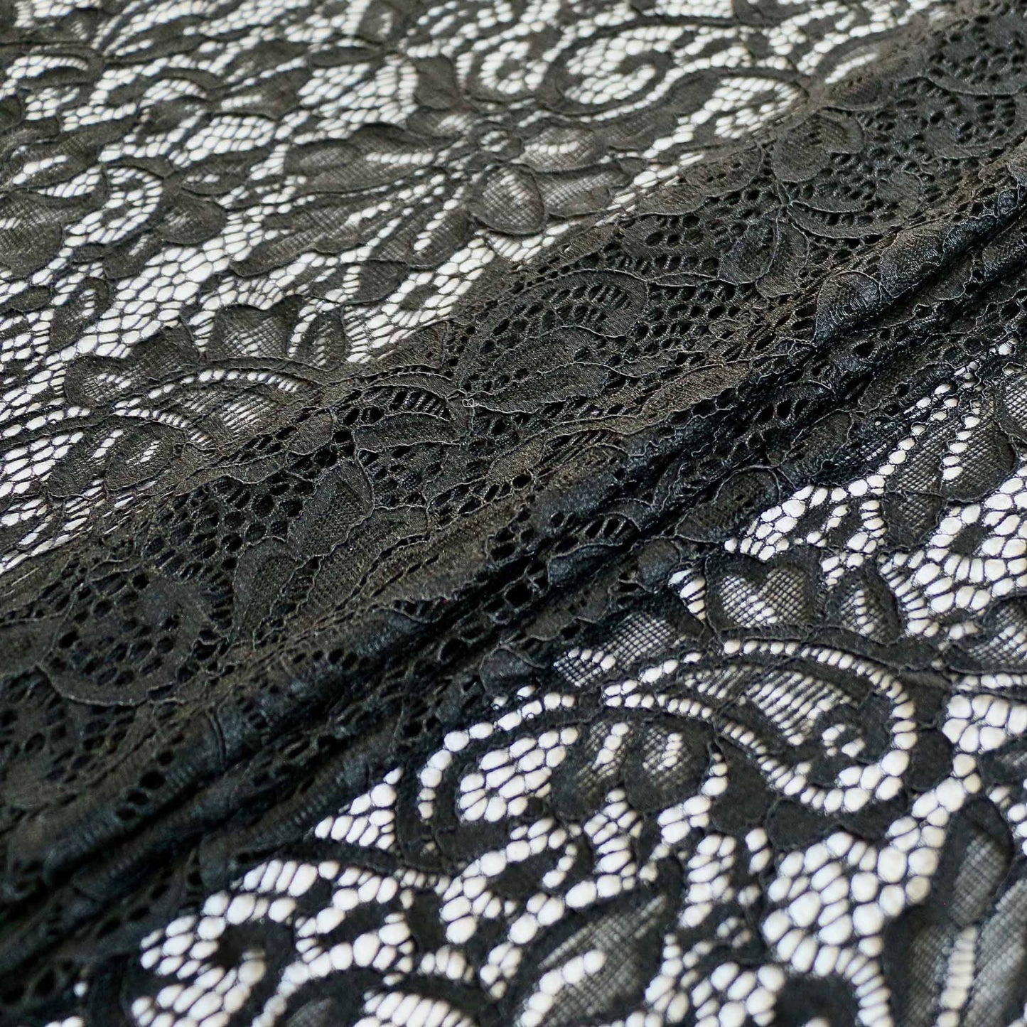 scalloped edged stretchy black lace fabric for dressmaking