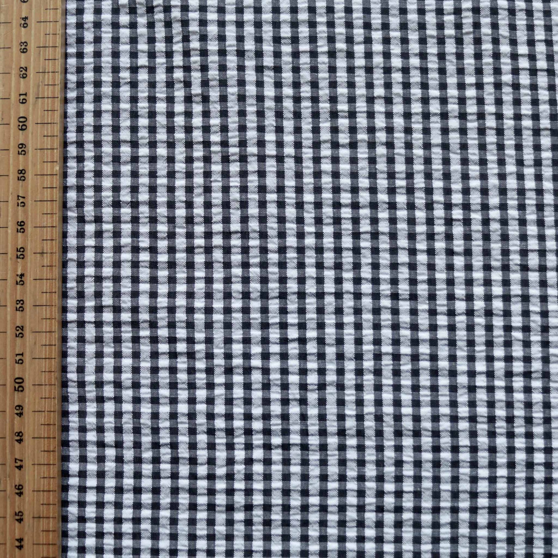 metre black and white seersucker gingham print dressmaking fabric