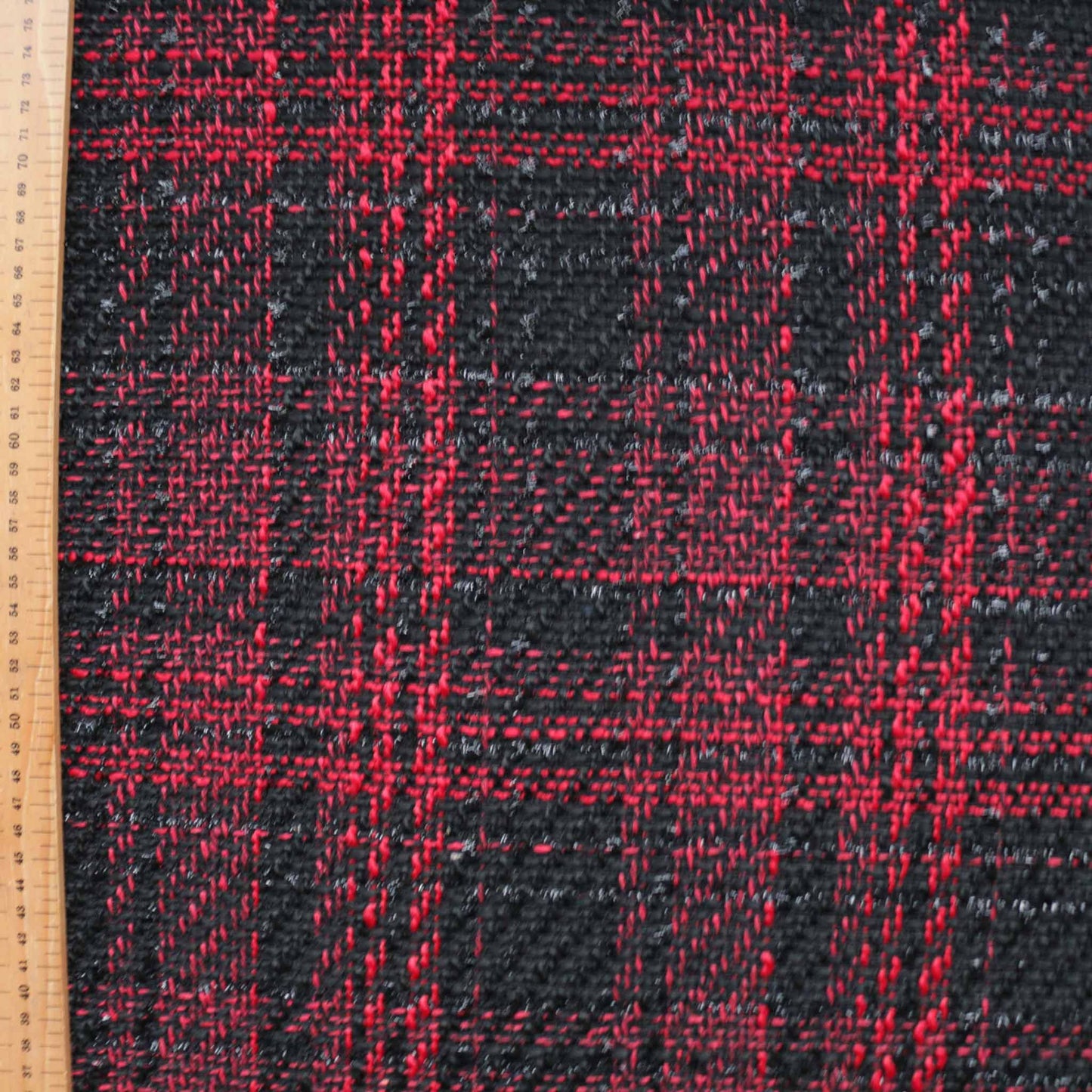metre boucle dressmaking synthetic fabric with red and black check pattern with lurex yarn