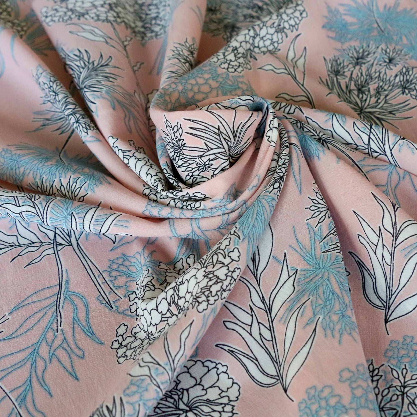 stretchy pink floral print chiffon polyester synthetic dressmaking fabric