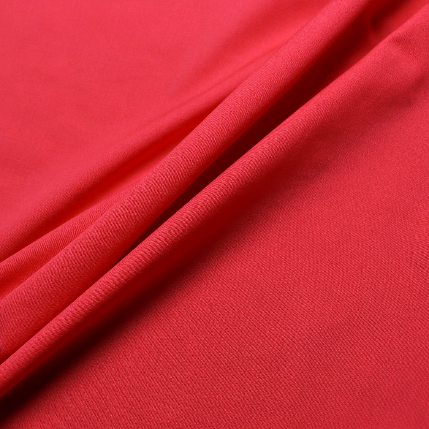 plain red stretch cotton dressmaking fabric